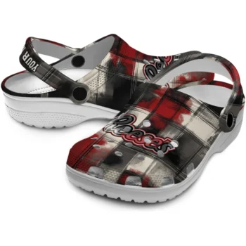 customized reeses squares red black clogs high quality hey clogs