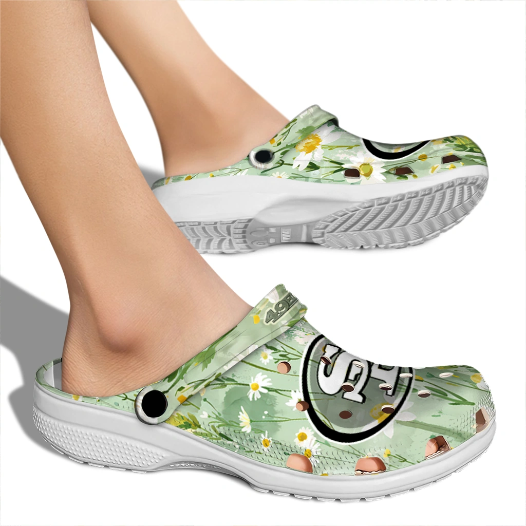 san francisco 49ers daisy cluster clogs fashion forward san francisco 49ers daisy cluster clogs fashion forward