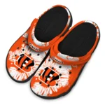 cincinnati-bengals-splatter-graphics-clogs-best-selling
