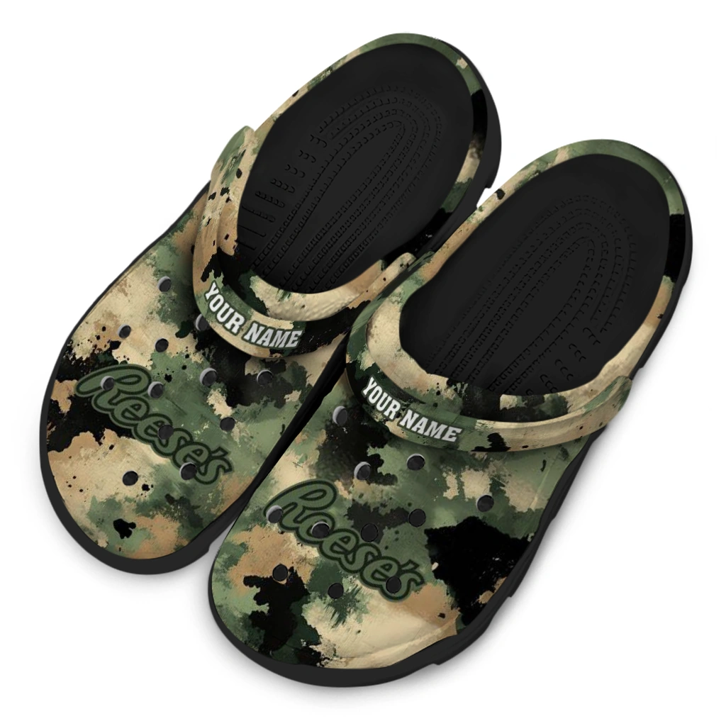 customized-reeses-camo-spots-green-black-clogs-latest-model-hey-clogs.webp