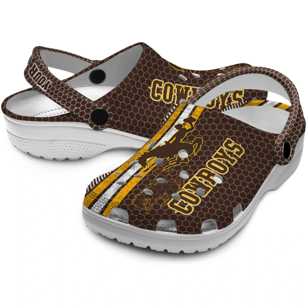 customized-wyoming-cowboys-contrasting-stripes-clogs-high-quality