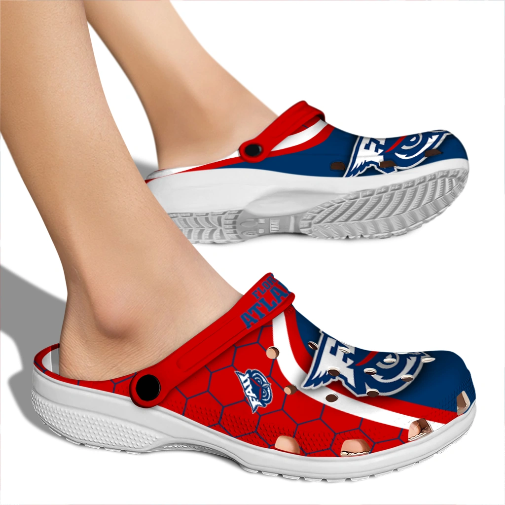 florida-atlantic-owls-hexagon-grid-clogs-fashion-forward