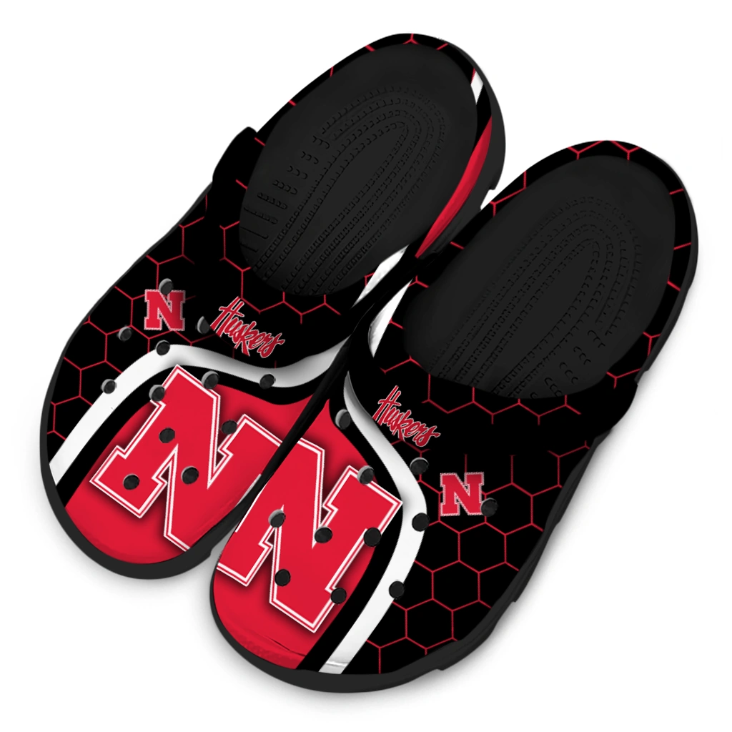 nebraska-cornhuskers-hexagon-grid-clogs-latest-model