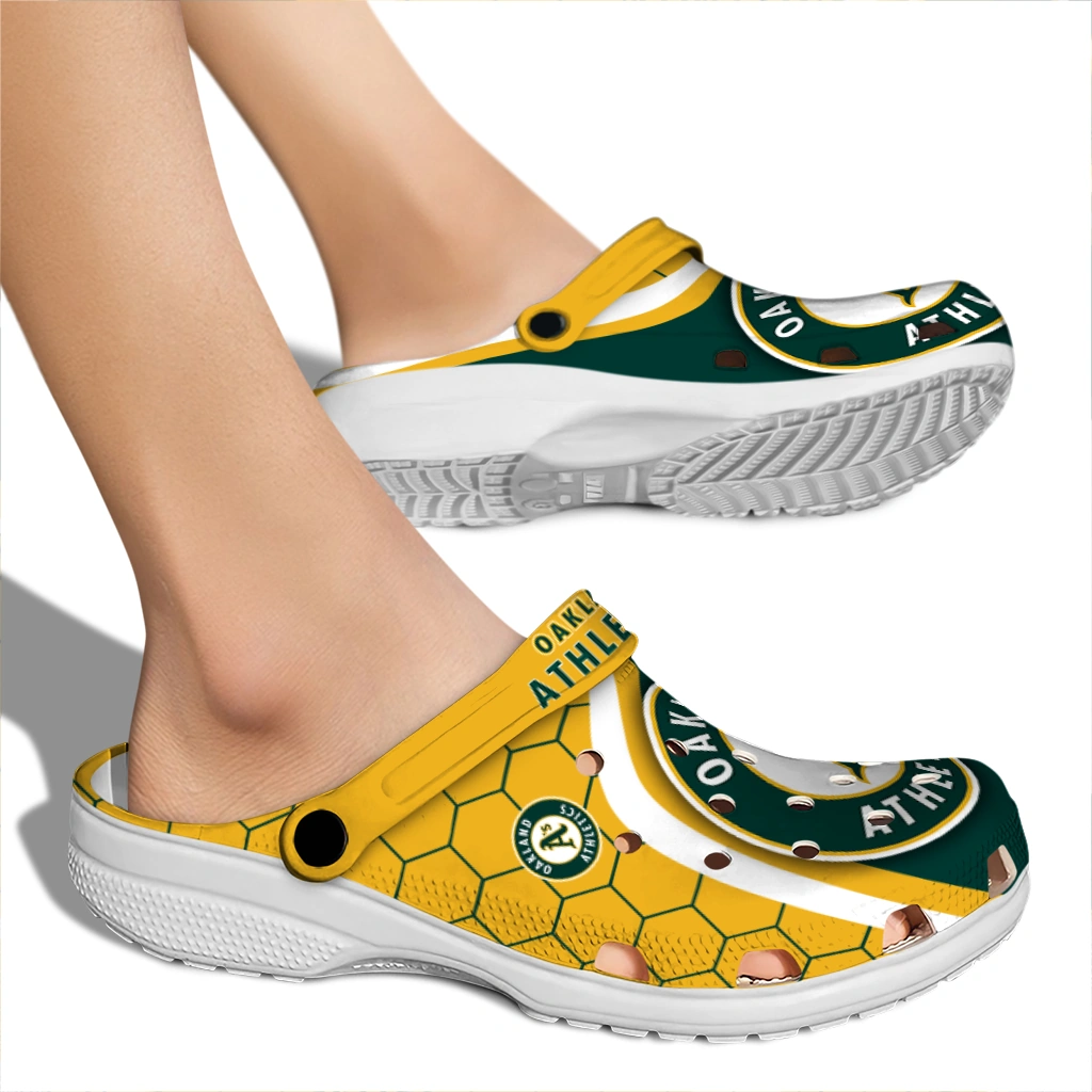 oakland-athletics-hexagon-grid-clogs-fashion-forward