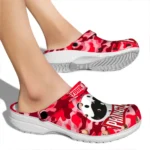 personalized-pringles-red-camou-red-pink-clogs-best-selling-hey-clogs.webp