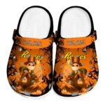 personalized-reeses-pumpkin-faces-orange-black-clogs-best-selling-hey-clogs.webp