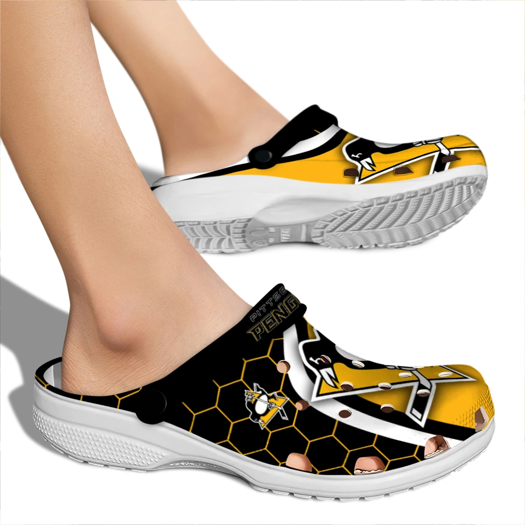 Pittsburgh Penguins Hexagon Grid Clogs - Image 5