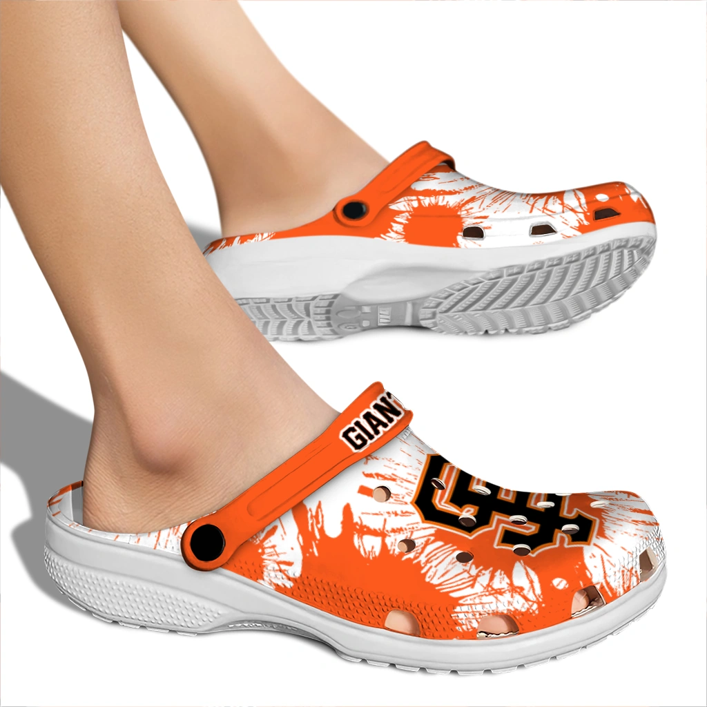 san-francisco-giants-splatter-graphics-clogs-fashion-forward